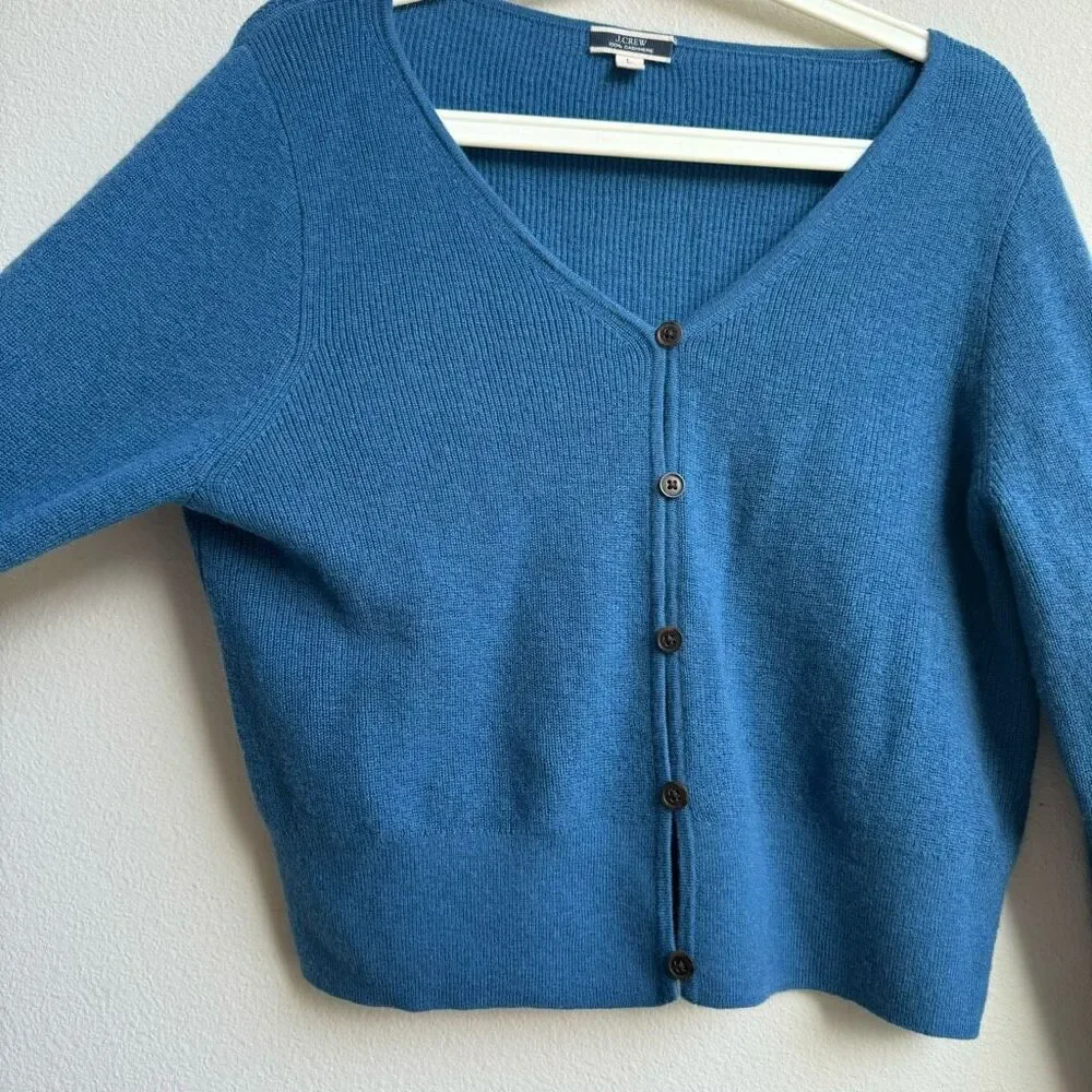 J. Crew Featherweight 100% Cashmere Blue Button Cropped Cardigan Size Large - Picture 3 of 8